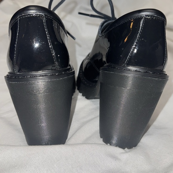 Discontinued Doc Marten Salome Patent leather healed boots Size US 5 UK 3 NWOT - Picture 2 of 5